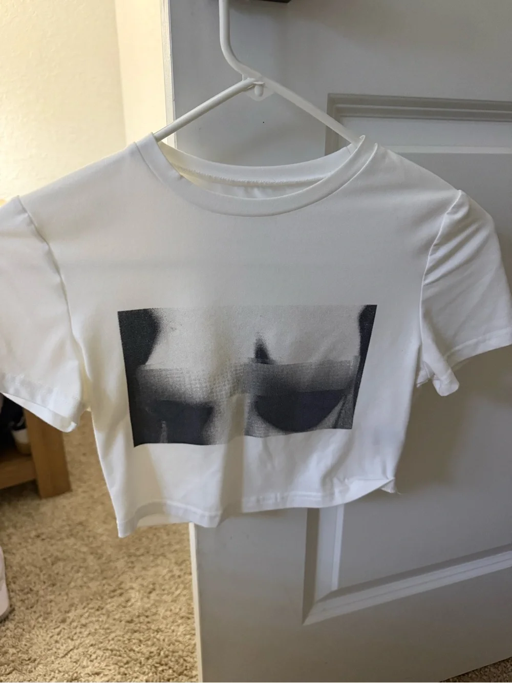 Shein tshirt crop top - Picture 2 of 2
